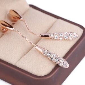 Luxury Inlaid Diamond Drop Shaped Tassel Women Earrings